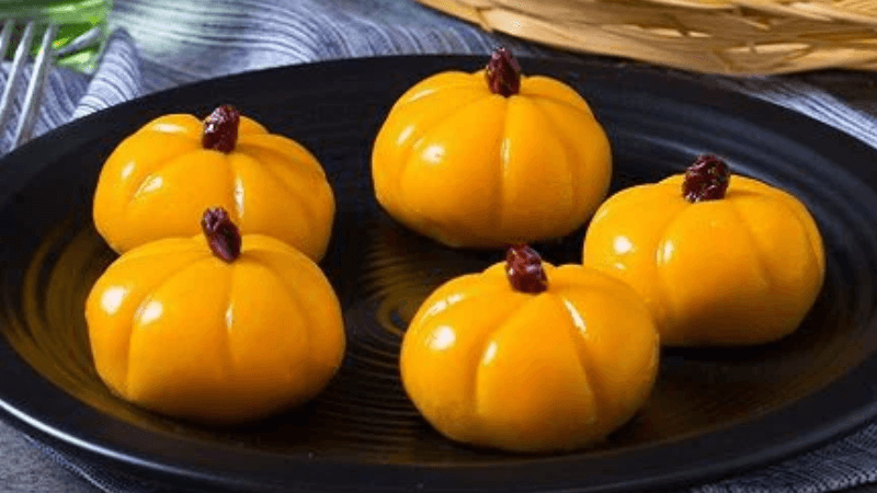 Cháo bí đỏ Halloween