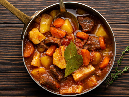 Thịt cừu làm món gì ngon? Thịt cừu hầm khoai tây